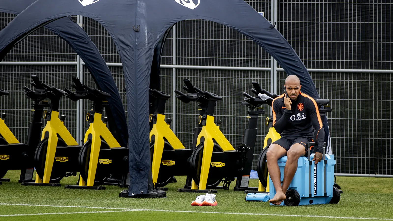 Donyell Malen op de training van het Nederlands elftal