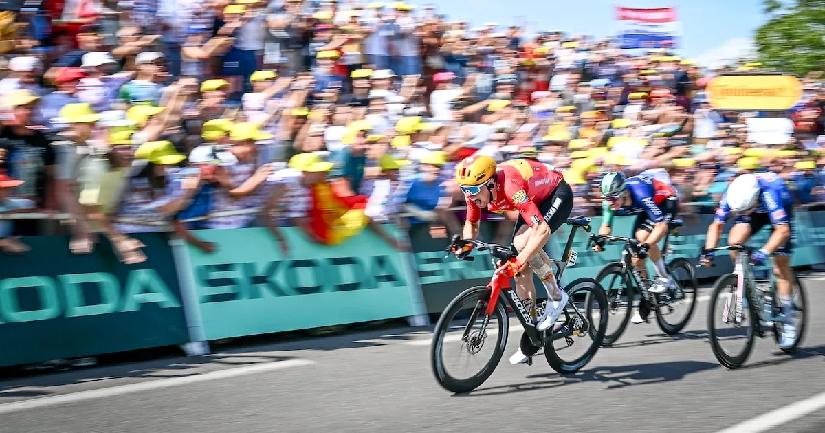 Wærenskjold wint elfde etappe Tour de France na sprintchaos in Nevers
