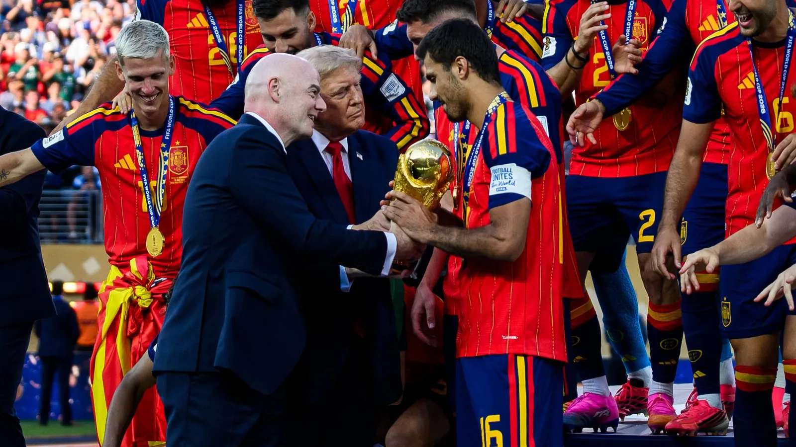 UEFA-voorzitter Ceferin boycot WK-finale vanwege meningsverschillen met FIFA