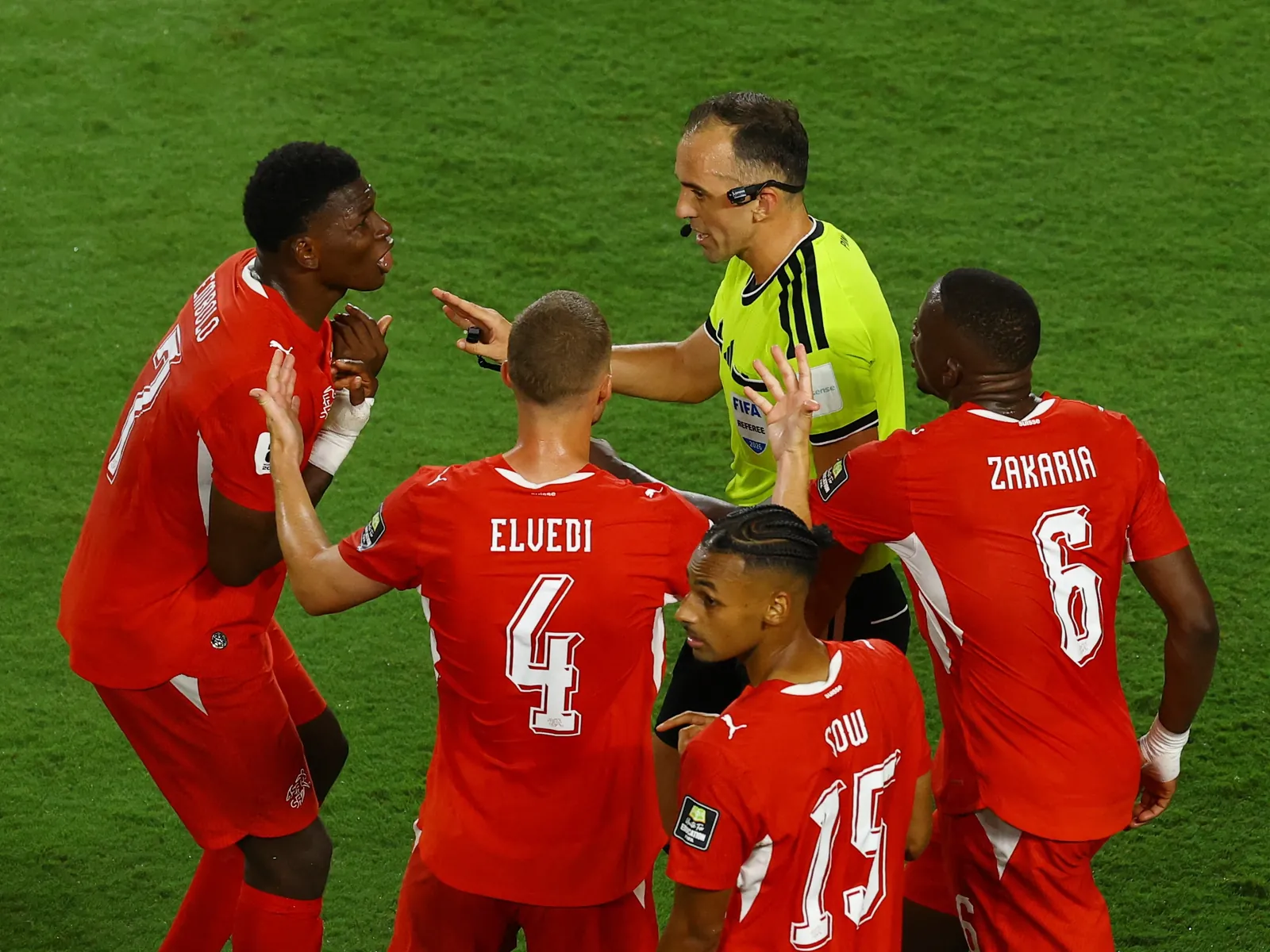 Onbegrip bij Embolo na zijn rode kaart