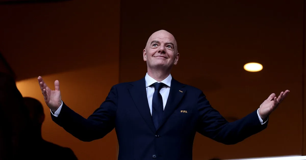UEFA dreigt met juridische stappen tegen FIFA en Infantino, Wales trekt steun in