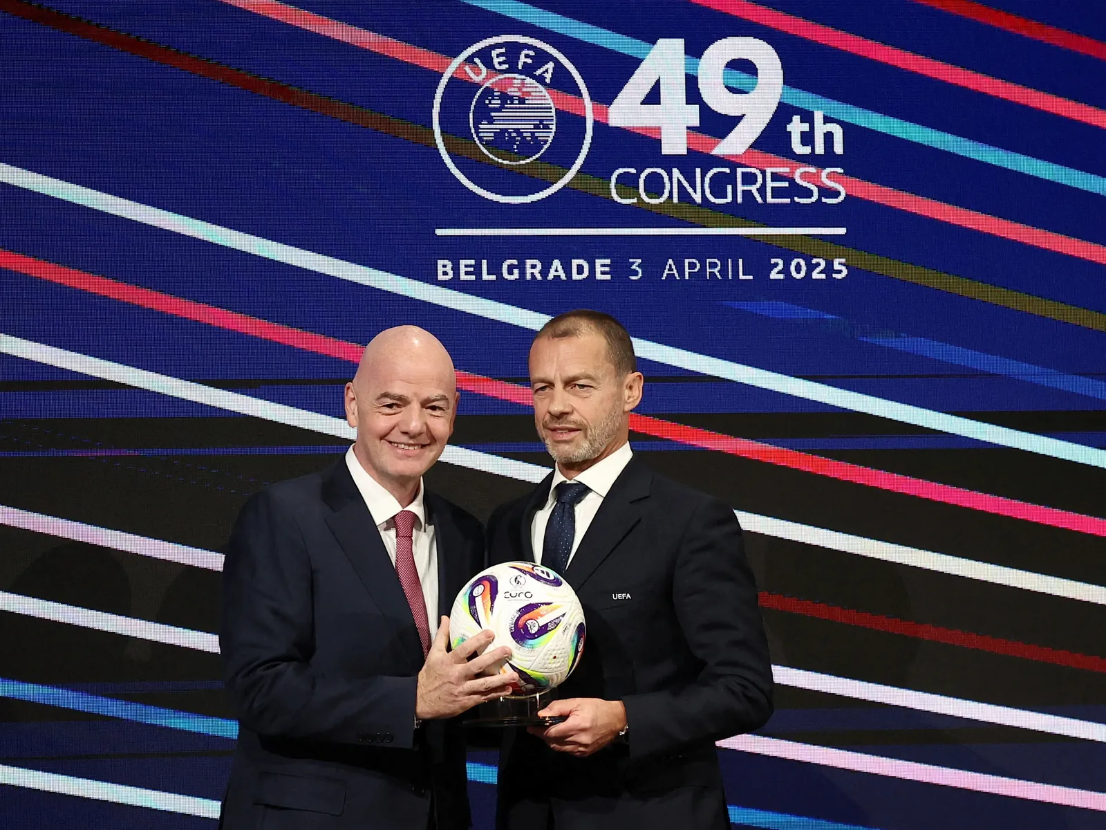 FIFA-baas Infantino en UEFA-baas Ceferin in april 2025
